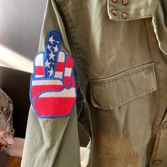 Military Shacket w/ patches - Picture 3 of 4